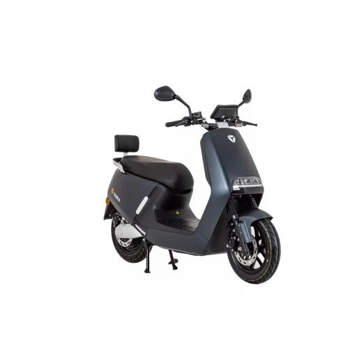 Yadea G5 Electric Moped Graphite Front Right