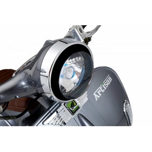 Artisan EV2000r Electric Scooter Detail Front Lights