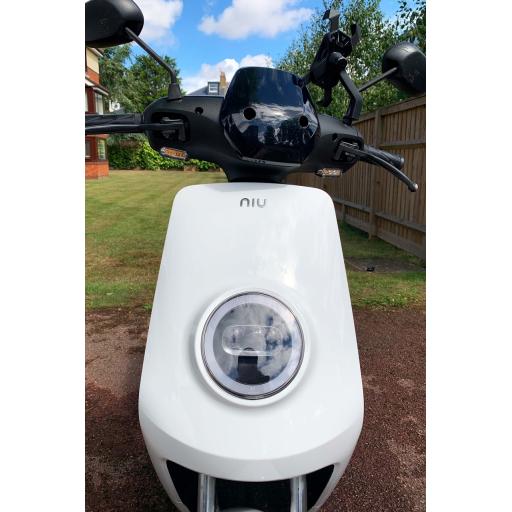 Niu MQi+ Sport White Front.jpg