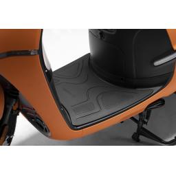 Horwin EK1 Electric Moped Orange Floor.jpg