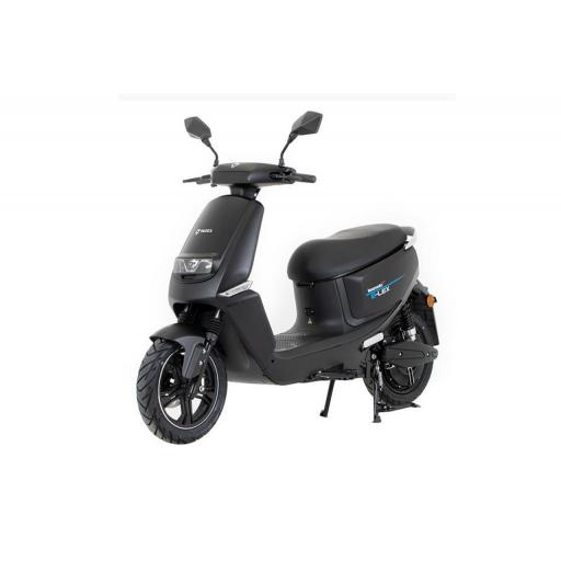 Yadea E-Lex Electric Moped Black Front Left.jpg