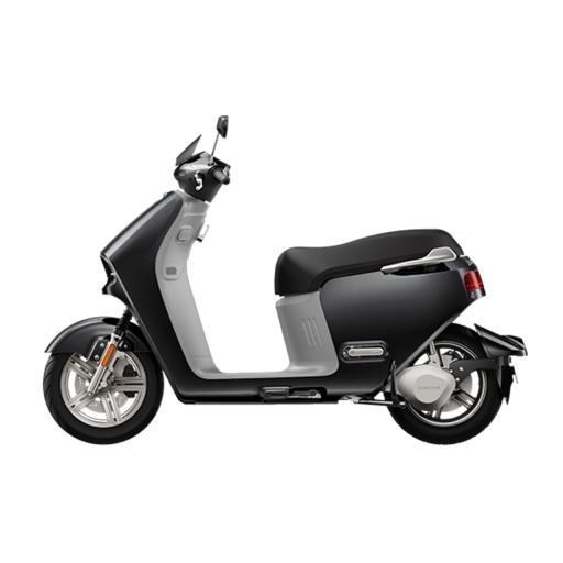 BlueShark R1 Electric Scooter Black LHS.jpg