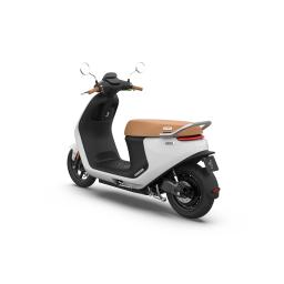 Segway e125 White Rear Left 2.jpg