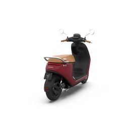 Segway e125 Burgundy Rear Right.jpg