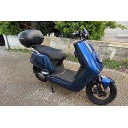 Niu NQi Sport Blue Electric Moped Right Side.jpg