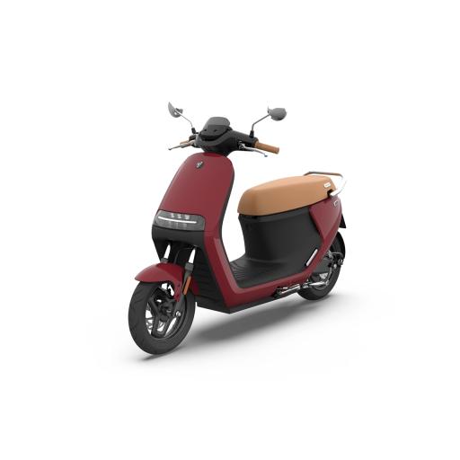 Segway E125 Burgundy Front Right 2.jpg