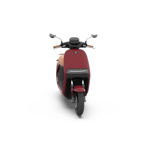 Segway e125 Burgundy Front Right.jpg