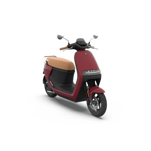 Segway e125 Burgundy Front Left 3.jpg