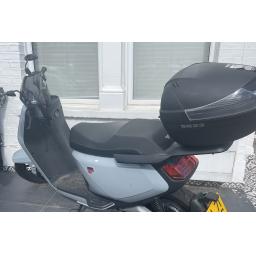 MQiGT Grey Electric Scooter 1.jpg