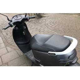 Horwin EK3 Electric Scooter 2.jpg