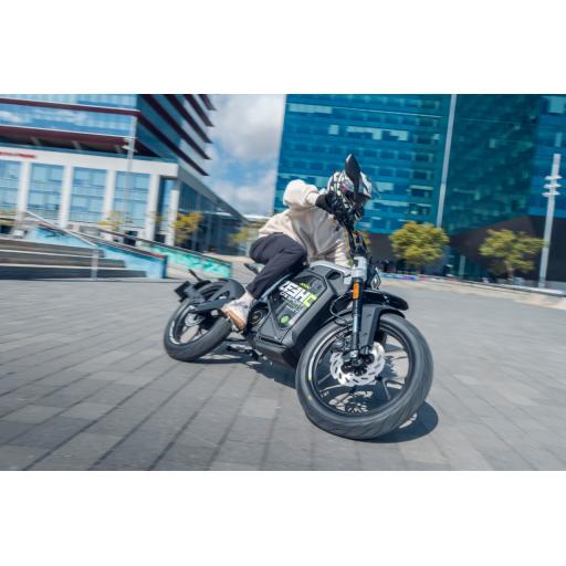 Zeeho City Sport Electric Motorcycle (101).jpg