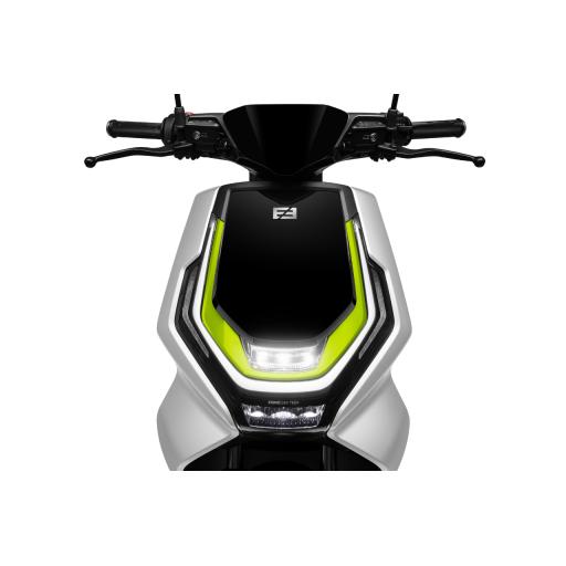 Zehoo AE6+ Electric Scooter - Front.jpg