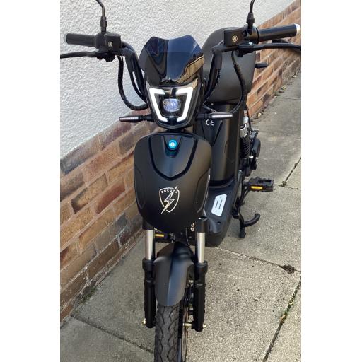 Eskuta SX250 Black 3.jpg