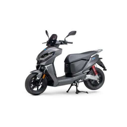 MotoGB E4 Electric Moped - Grey (71).jpg