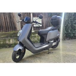 Pre-owned Grey NIU NQi ER Electric Moped (1).jpg