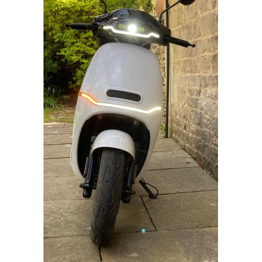 Horwin EK3 Electric Moped - White (8).jpg