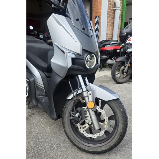 Pre-owned Silence S01+ Electric Motorcycle (9).jpg