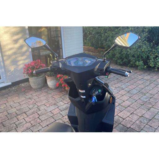 Lveng LX01 Blue Electric Moped (4).jpg