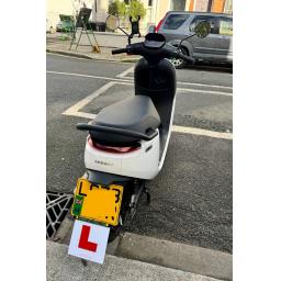 Segway E110s Electric Moped - White (4).jpg