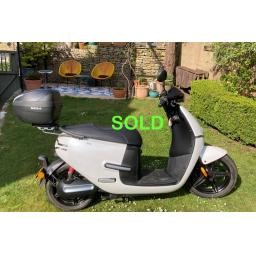 Horwin EK3 Electric Moped - White (5).jpg
