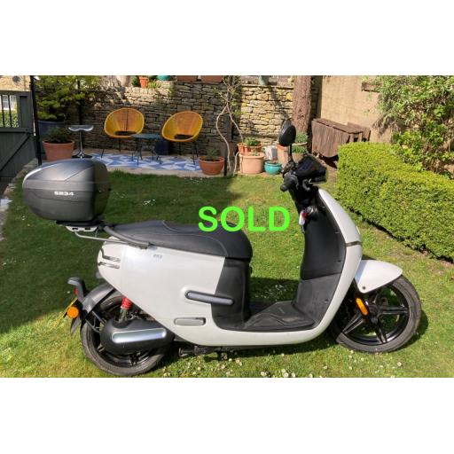 Horwin EK3 Electric Moped - White (5).jpg