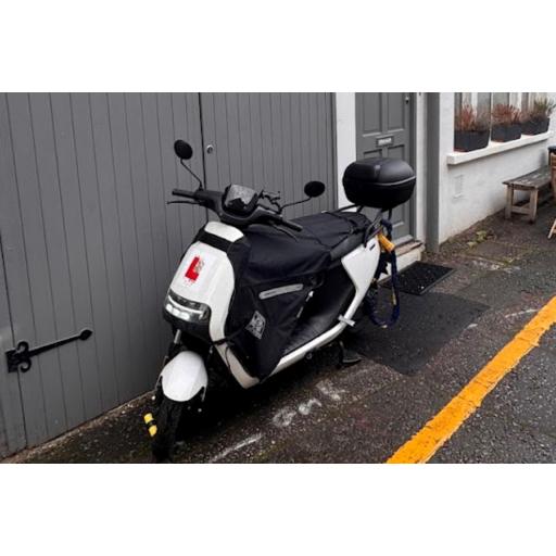 Segway E110s Electric Moped - White (2).jpg