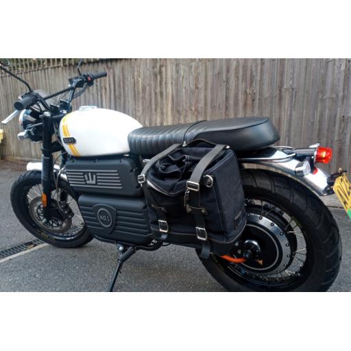 RGNT SE Scrambler Electric Motorcycle (6).jpg