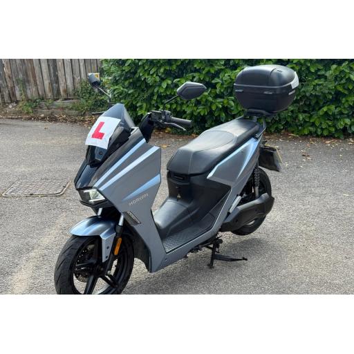 Horwin SK3 Blue Electric Motorcycle - Pre-Owned (6).jpg