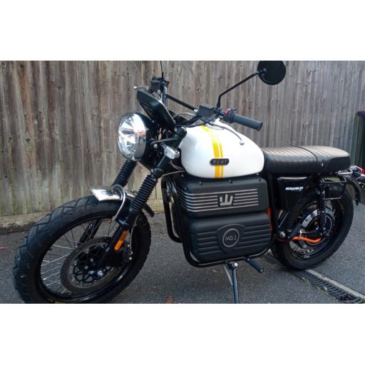 RGNT SE Scrambler Electric Motorcycle (1).jpg