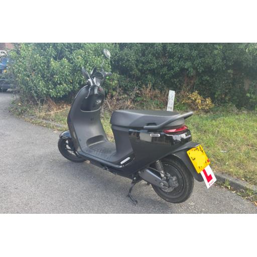 Segway E110s Electric Moped - Black (2).png