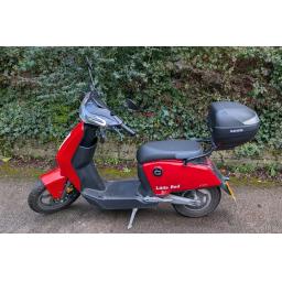 Vmoto CUx Electric Moped - Red (6).jpg