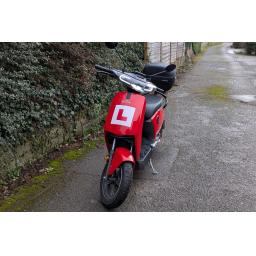 Vmoto CUx Electric Moped - Red (3).jpg