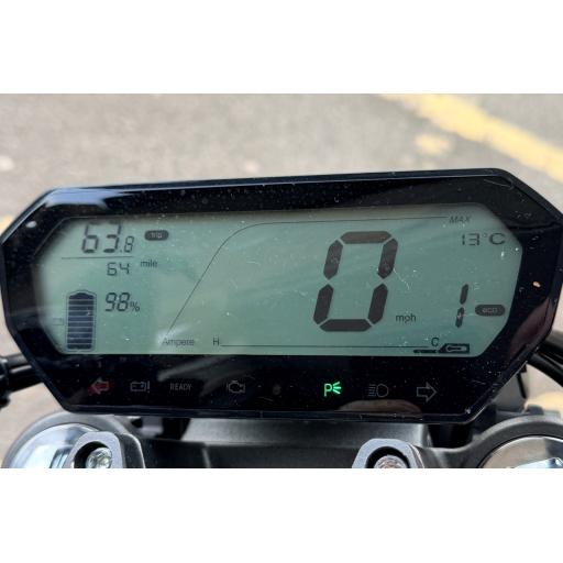 Pre-Owned Vmoto TSx Red (5).jpg