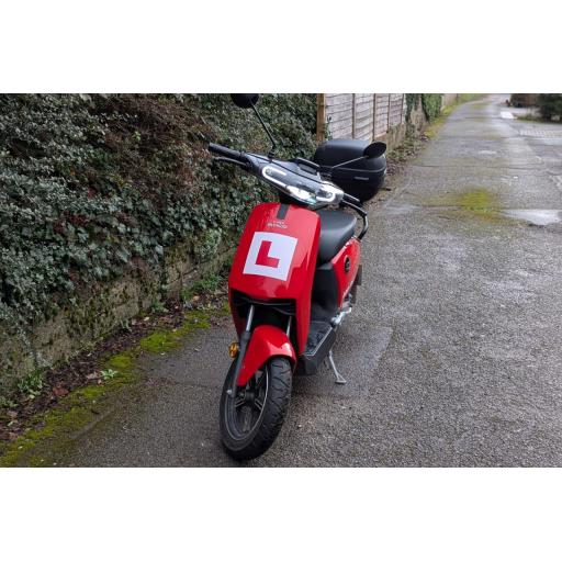 Vmoto CUx Electric Moped - Red (3).jpg