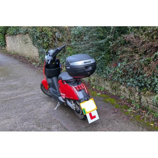 Vmoto CUx Electric Moped - Red (2).jpg