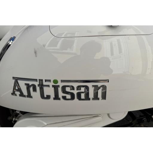 Artisan EV2000r White Electric Moped (10).jpg