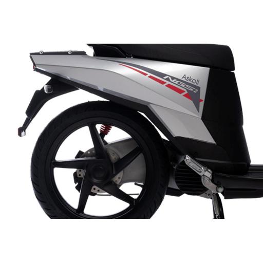 Askoll NGS2 electric moped - Detail (1).jpg