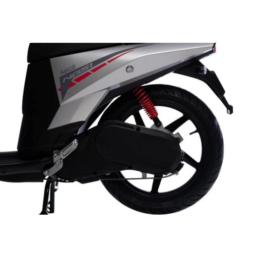 Askoll NGS2 electric moped - Detail (8).jpg