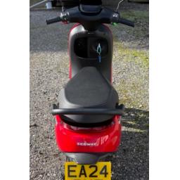 Pre-owned Segway E110s - Red (4).jpg