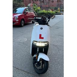 Segway E125 Electric Moped - White (5).jpg