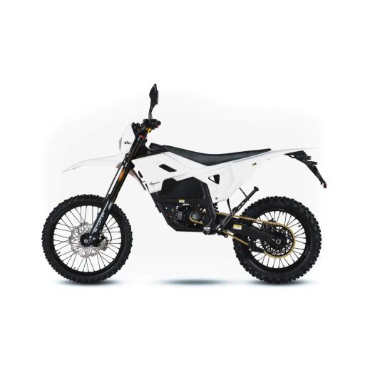 Stomp Haywire 2026 - Left Side - White.jpg