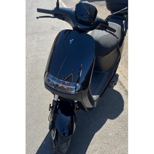 Pre-Owned Segway E300 Electric Scooter (2).jpg
