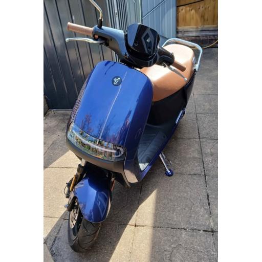 Segway E125 Electric Moped (4).jpg