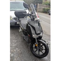 Pre-Owned CPx 74v Black Electric Motorcycle (1).png